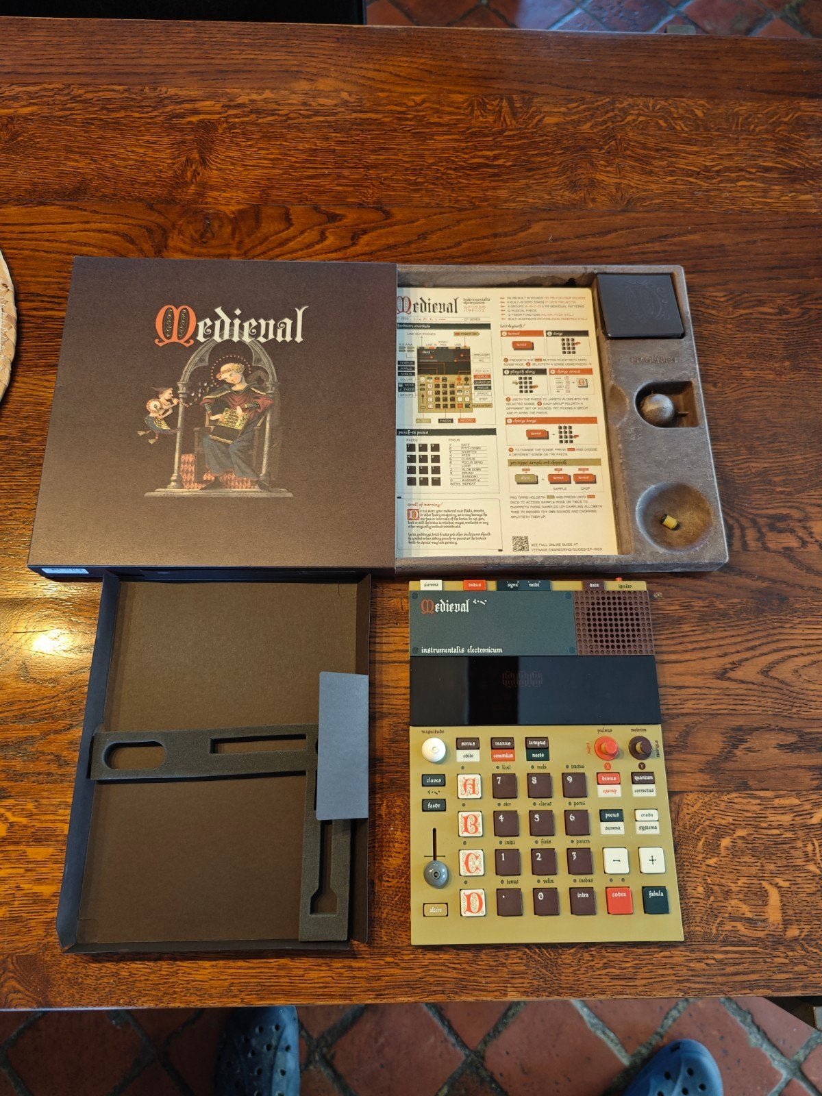 Teenage Engineering  EP-1320 Medieval Sampler ZGAN, Ophalen of Verzenden, Zo goed als nieuw