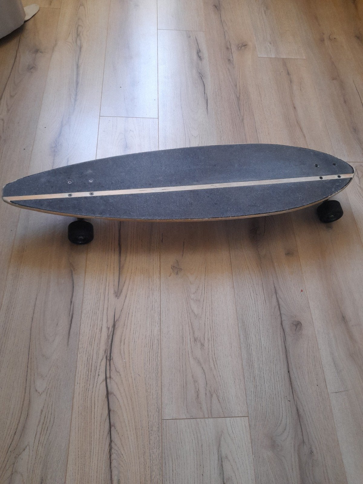 Gebruikt skateboard - Longboard met blauwe strepen, Sport en Fitness, Ophalen, Gebruikt, Skateboard, Longboard