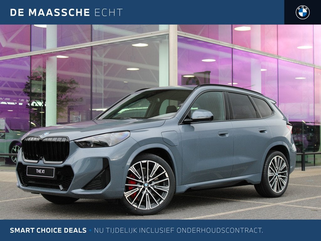 BMW X1 xDrive25e M Sport Automaat / Panoramadak / Trekhaak /