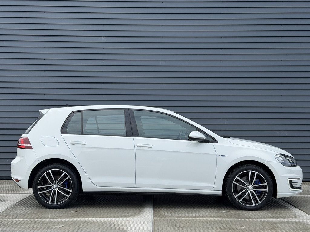 Volkswagen Golf 1.4 TSI GTE (bj 2015, automaat), 8 kWh, Stof, Gebruikt, 4 cilinders