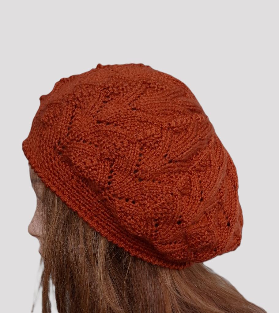 voorjaars Baret hazelnootkleur, Handgemaakt, Verzenden, Nieuw, Muts