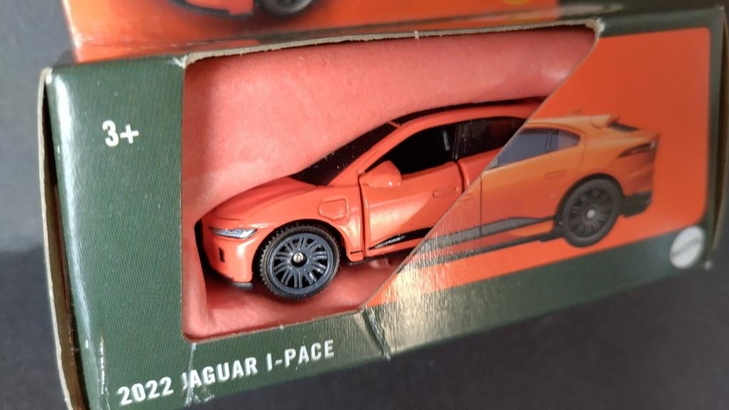 Jaguar i pace 2022 1:64 3inch Matchbox Moving parts Pol, Auto, Verzenden, Nieuw, Matchbox@mattel.com