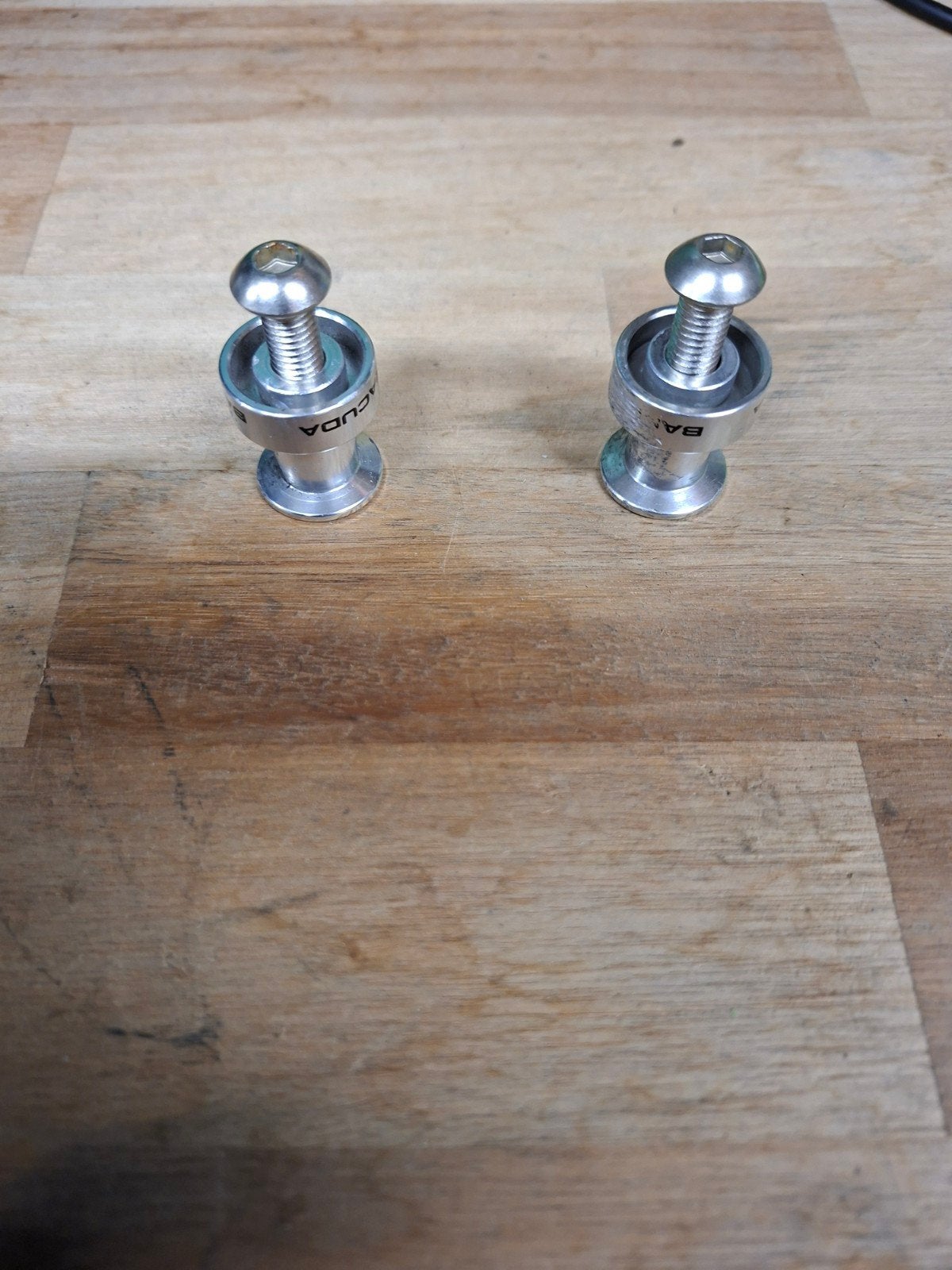 Barracuda bobbins voor motorfiets paddock stand., Ophalen of Verzenden, Gebruikt