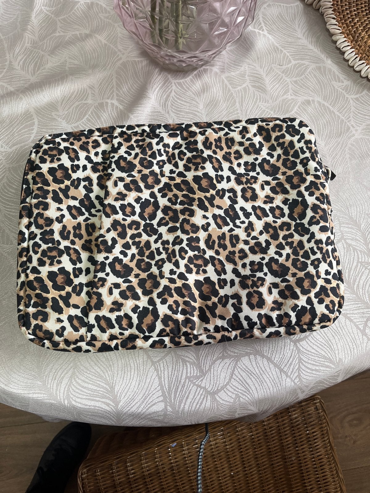 Leopard print laptoptas - Stijlvol en beschermend, Computers en Software, Laptophoezen, Ophalen, 15 inch, Zo goed als nieuw