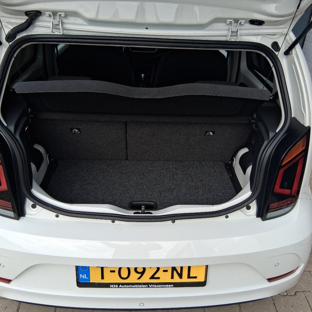 Foto 12 van Volkswagen E-Up! STYLE /Cruise C/ CAMERA/ 92,4% SOH/LUXE