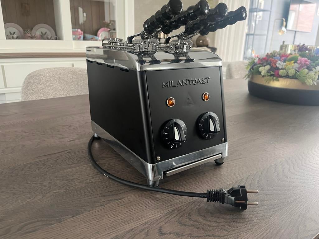Milantoast tosti-ijzer broodrooster, Verzenden, Zo goed als nieuw