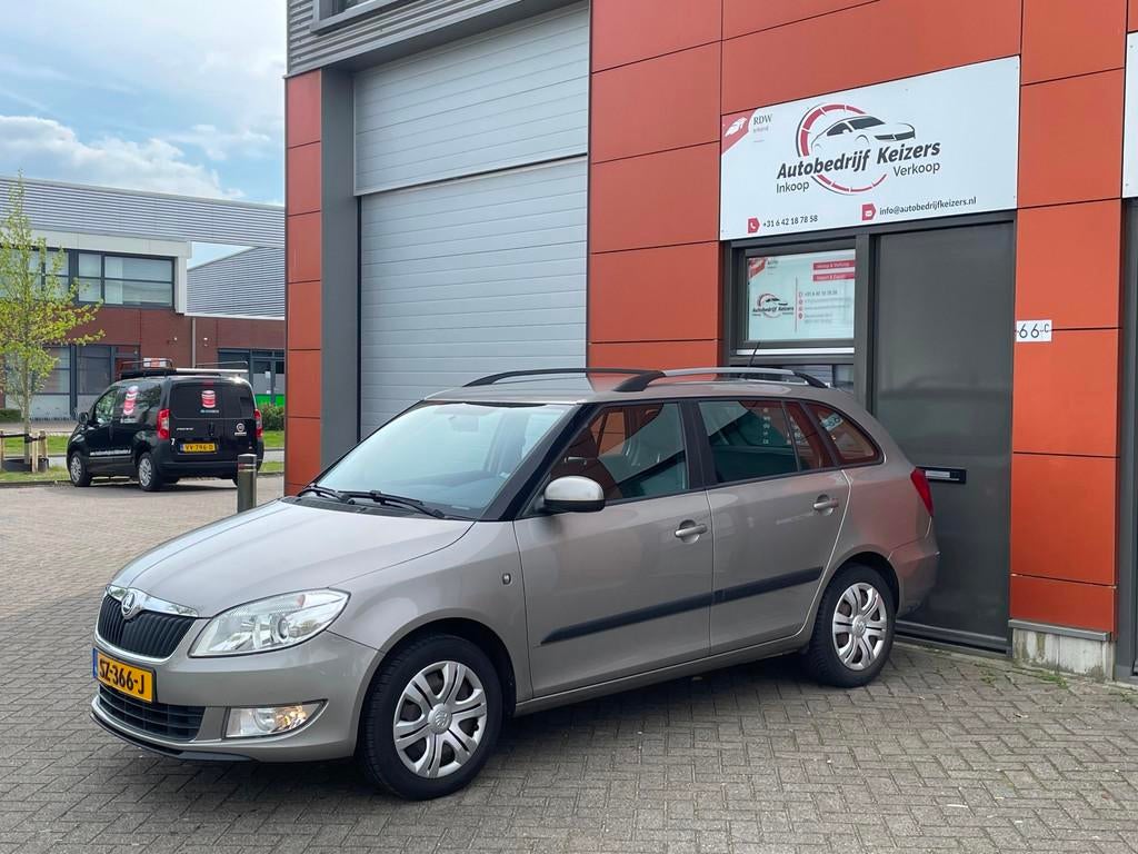Skoda Fabia Combi 1.2 Go APK AIRCO PDC CNTRL NETTE AUTO, Auto's, Skoda, Bedrijf, Te koop, Fabia, ABS, Airbags, Airconditioning