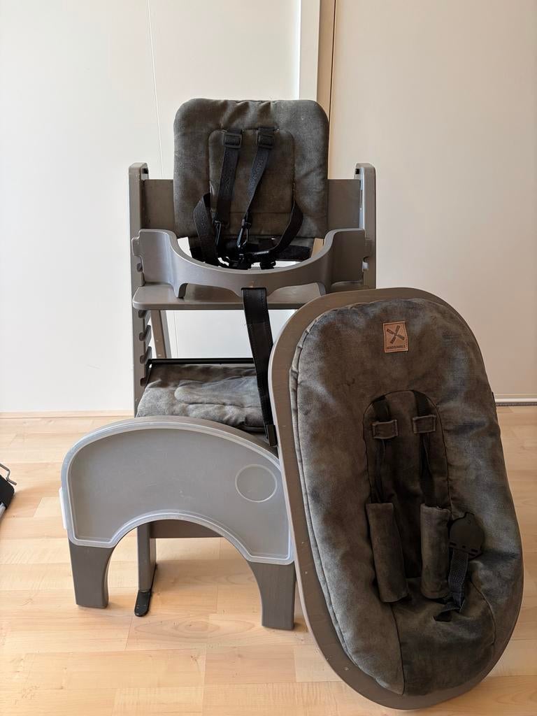 Kidsmill Up! Meegroeistoel, Kinderen en Baby's, Kinderstoelen, Ophalen, Gebruikt, Meegroeistoel, Gordel(s)