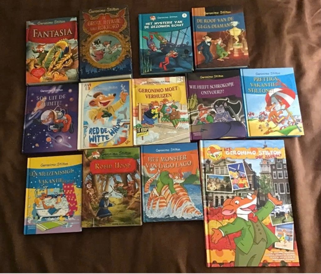 18 uitgaves Geronimo en Thea Stilton, Boeken, Ophalen of Verzenden, Zo goed als nieuw, Fictie algemeen