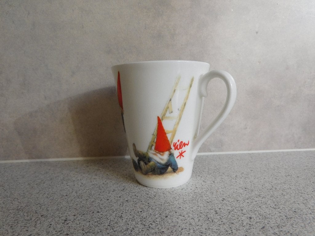 Mok Fine Bone China Rozen David de Kabouter Rien Poortvliet, Huis en Inrichting, Keuken | Servies, Ophalen of Verzenden, Zo goed als nieuw