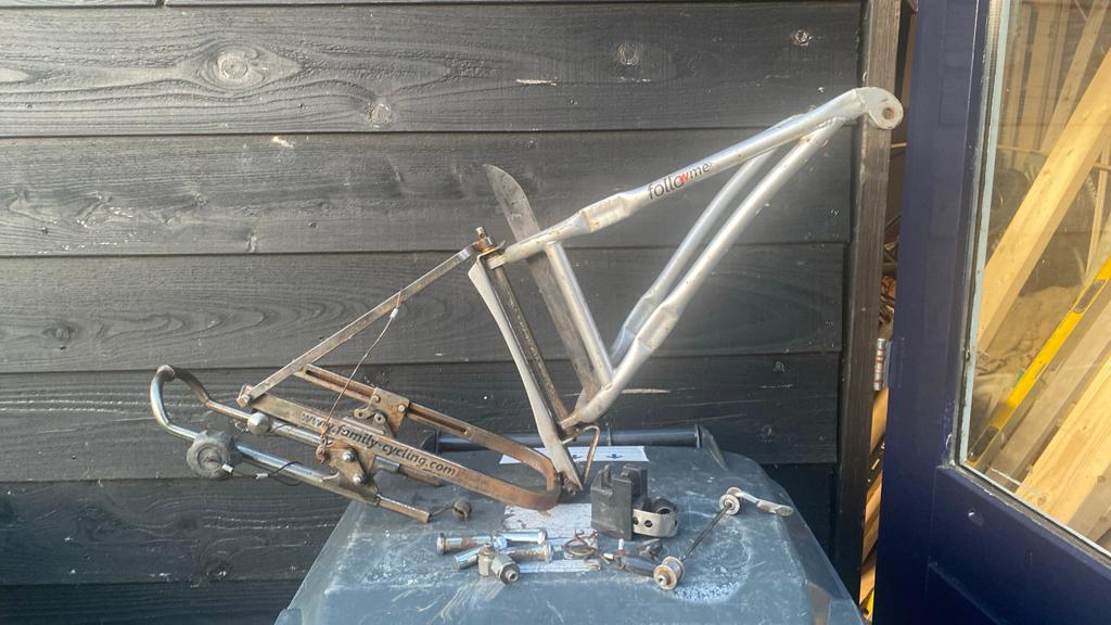 Followme fietsaanhanger set, Fietsen en Brommers, Ophalen, Gebruikt, Aanhangfiets