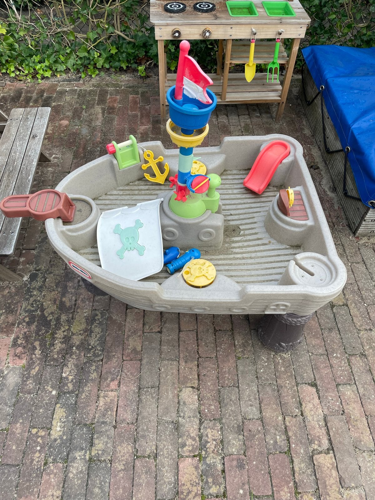 Little Tikes Piratenschip Watertafel, Ophalen, Gebruikt