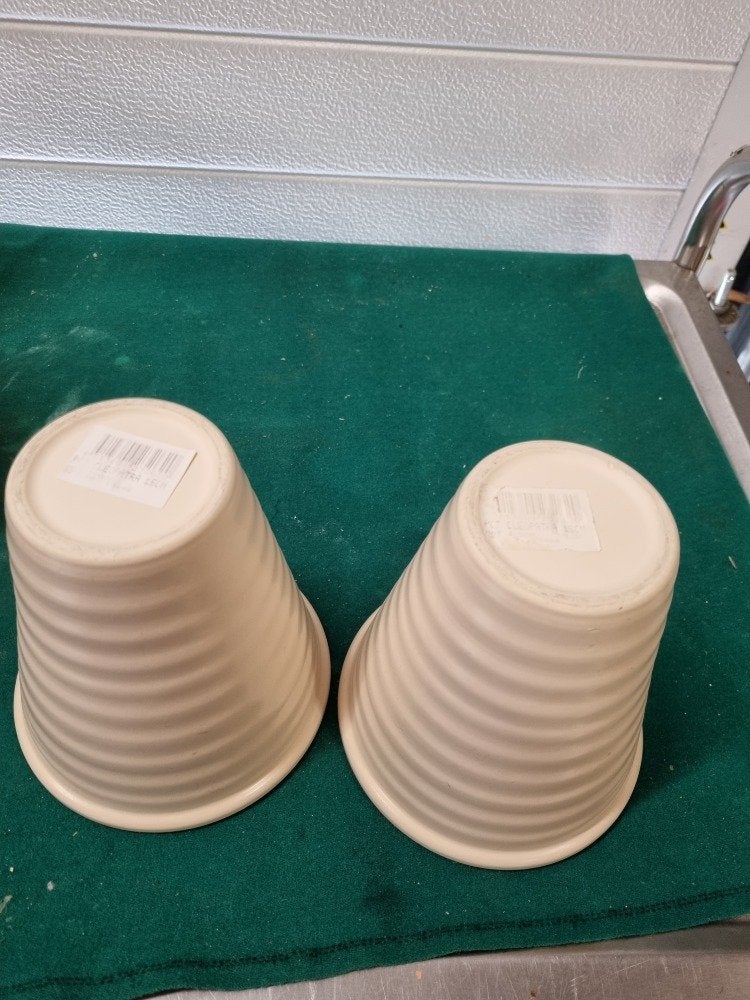 bloempotten creme geribbeld 2x, Ophalen of Verzenden, 'T Olde Gre-j, Info@toldegrej.nl, Endepoelstraat 20f Didam