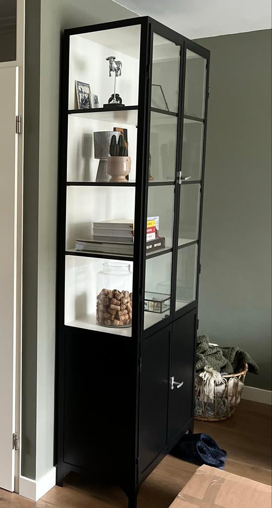 Old Basics apothekerskast / vitrinekast zwart, Ophalen, 200 cm of meer, 50 tot 100 cm, Zo goed als nieuw