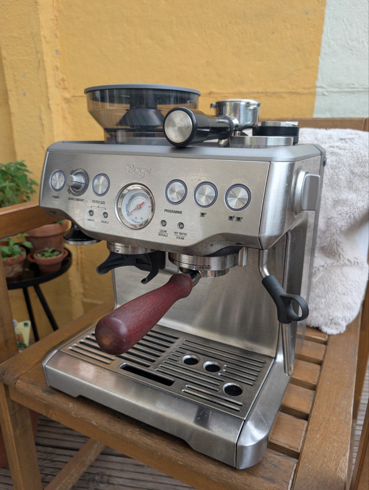 Sage Barista Express Espressomachine met extra accessoires!, Witgoed en Apparatuur, Koffiezetapparaten, Ophalen, Gebruikt, Espresso apparaat