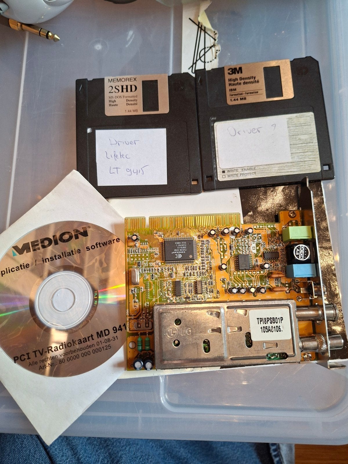 Medion Lifetec PCI TV-Radio Kaart MD 941 met handl, Computers en Software, Vintage Computers, Ophalen of Verzenden