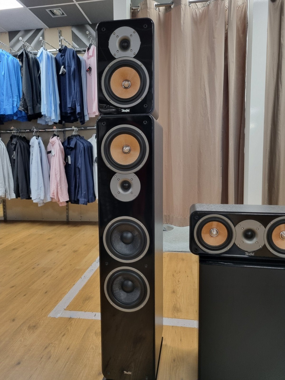 Teufel Ultima 40 Surround '7.1-Set' met ELAC Atmos speakers, Audio, Tv en Foto, Luidsprekers, Vloerstaande luidspreker, 120 tot 150 watt