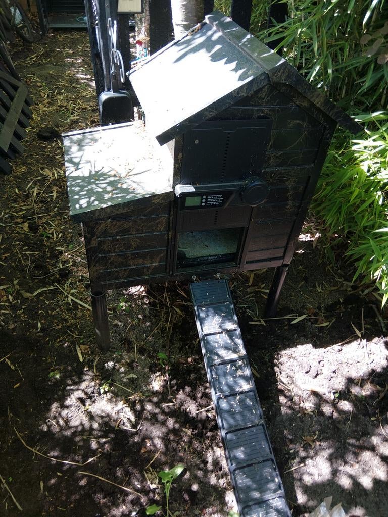 Kippenhok geschilderd hout met automatische deur, Dieren en Toebehoren, Ophalen, Gebruikt, Kippenhok of Kippenren