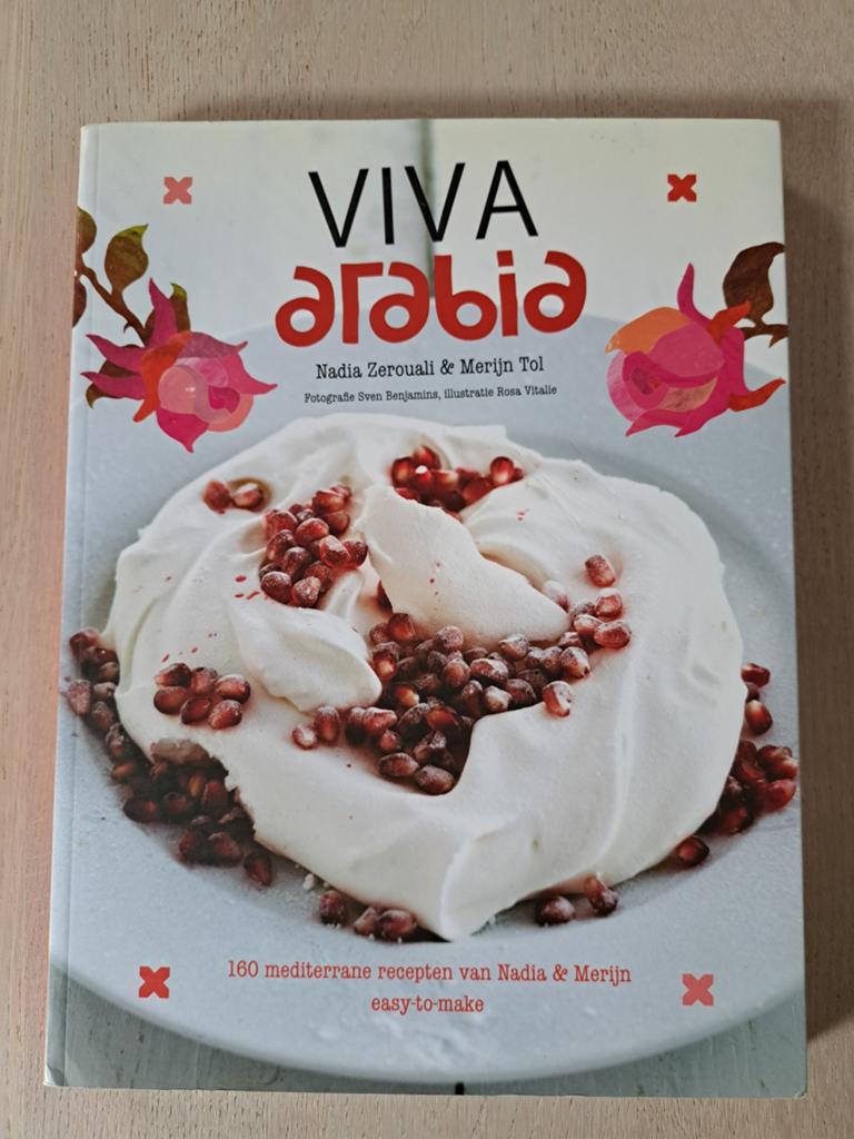 Viva Arabia - Nadia Zerouali en Merijn Tol, Boeken, Ophalen of Verzenden, Zo goed als nieuw, Midden-Oosten en Marokko