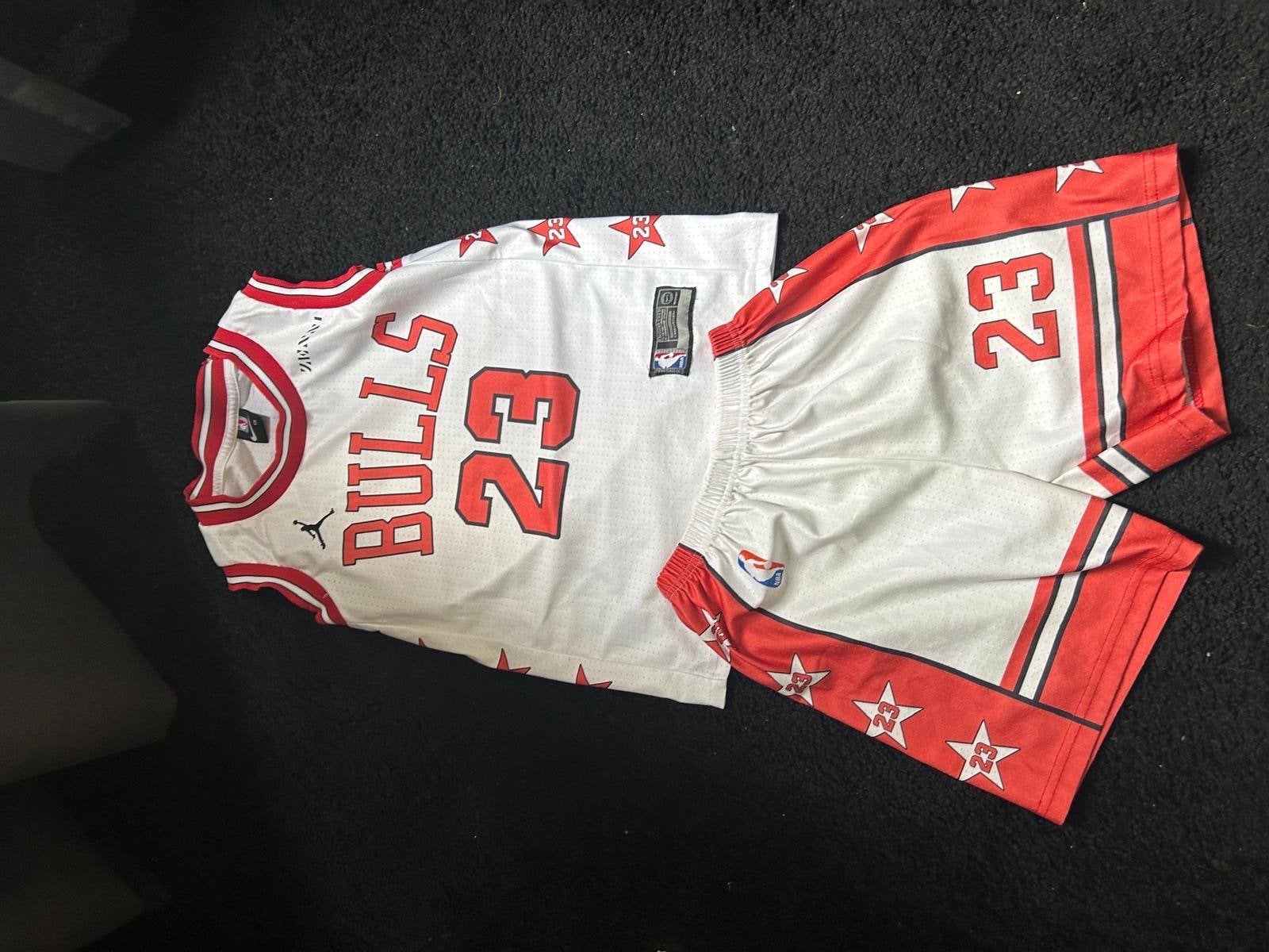 Michael Jordan Bulls Basketbal Tenue - Maat M, Maat 48/50 (M), Wit, Ophalen of Verzenden, Zo goed als nieuw