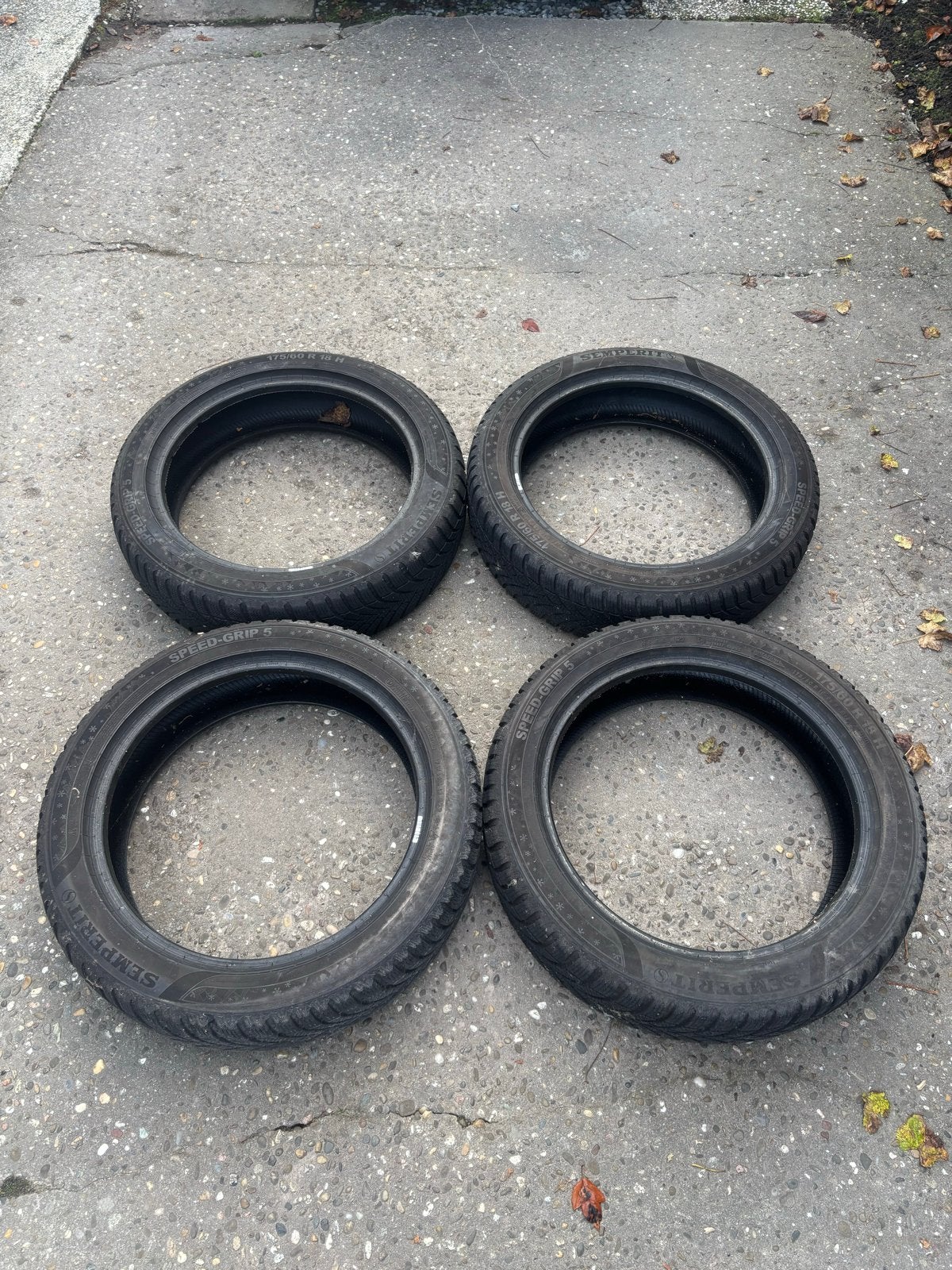 Winterbanden + sneeuwkettingen, Ophalen, 18 inch, Gebruikt, 175 mm