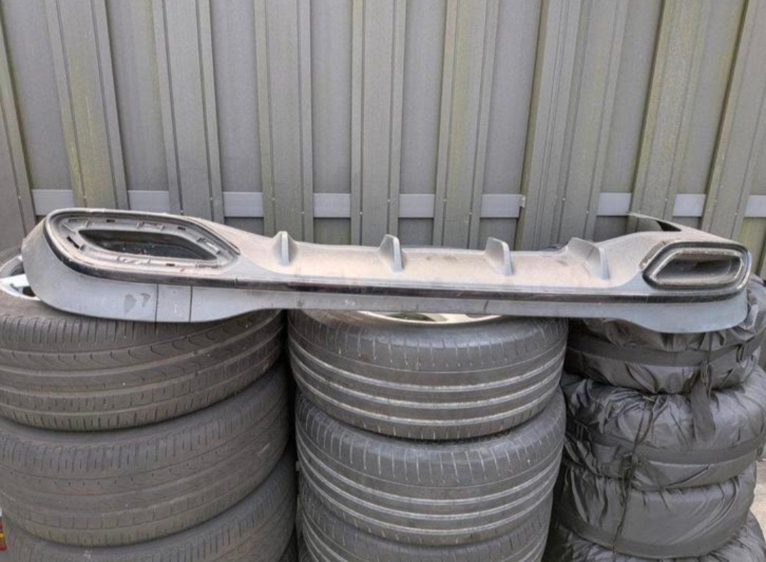 Diffuser en grill Mercedes A-Klasse CLA A 177 888 02 00, Gebruikt, Mercedes-Benz, Ophalen of Verzenden, Bumper