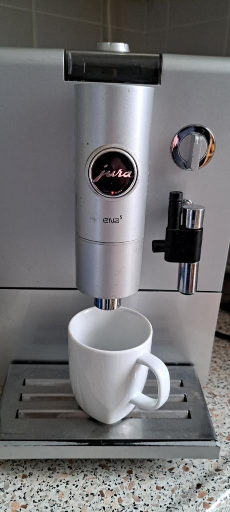 Tekoop  jura koffiezetapparaat  zie foto's, Ophalen, Koffiemachine