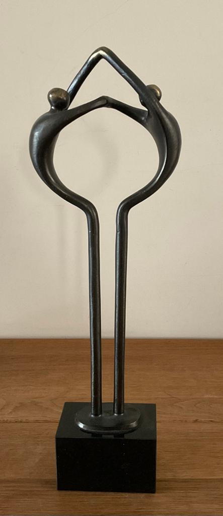 Beeld ‘van mens tot mens’  Corry Ammerlaan, Antiek en Kunst, Kunst | Designobjecten, Ophalen of Verzenden