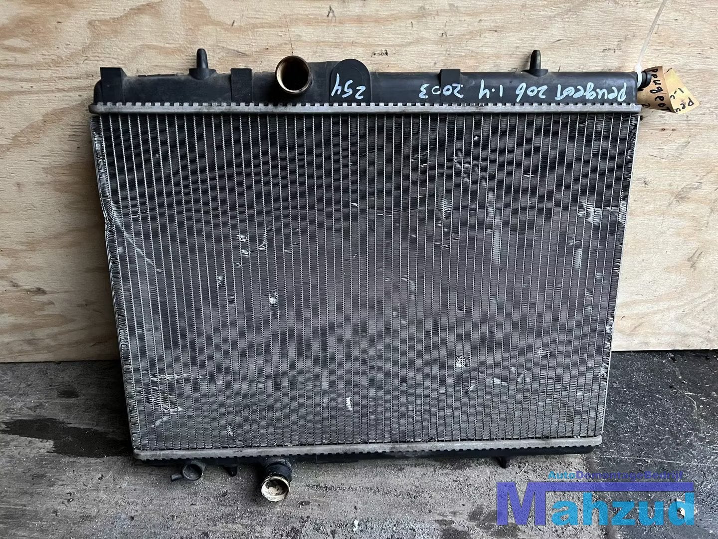 PEUGEOT 206 1.4 radiateur 1998-2008, Auto-onderdelen, Taurusavenue 1
2132 LS  Hoofddorp, NL, Gebruikt, Contact.group@renault.com