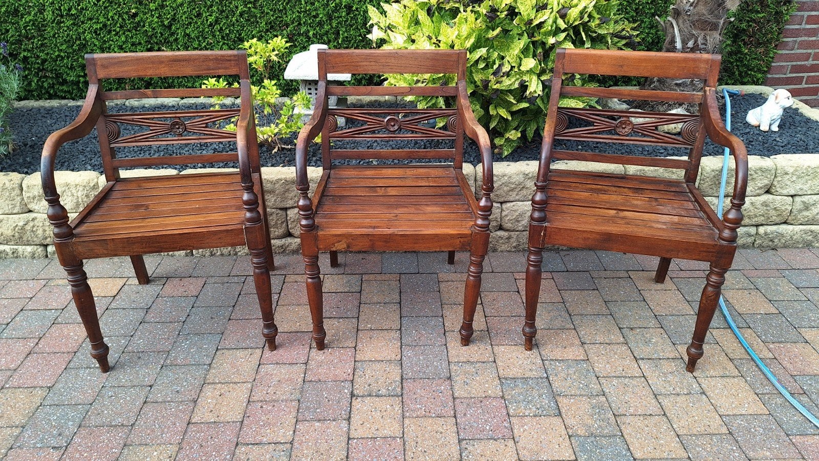 Engelse stijl stoelen koloniaal, Ophalen