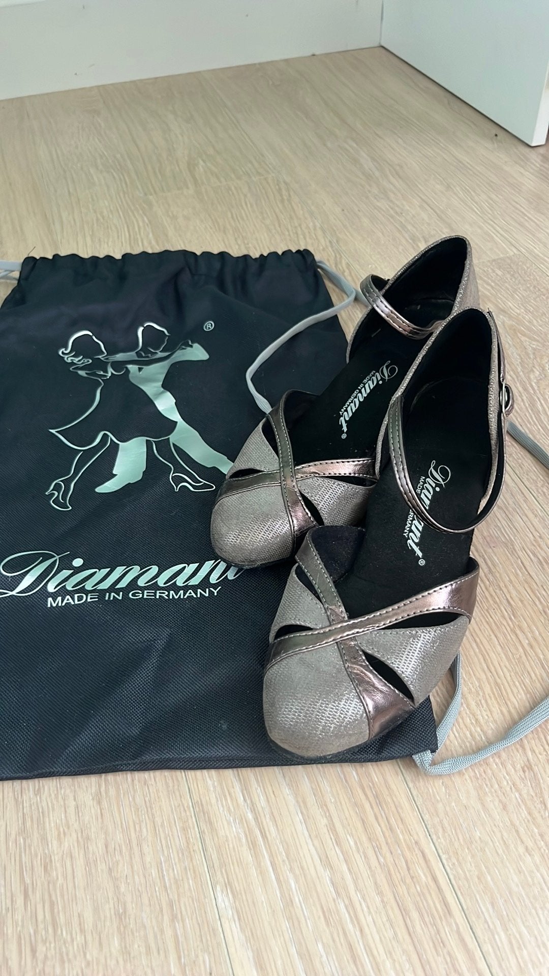 Ballroom dansschoenen maat 37, wijdte G. Kleur Brons/taupe, Ophalen, Zo goed als nieuw, Schoenen