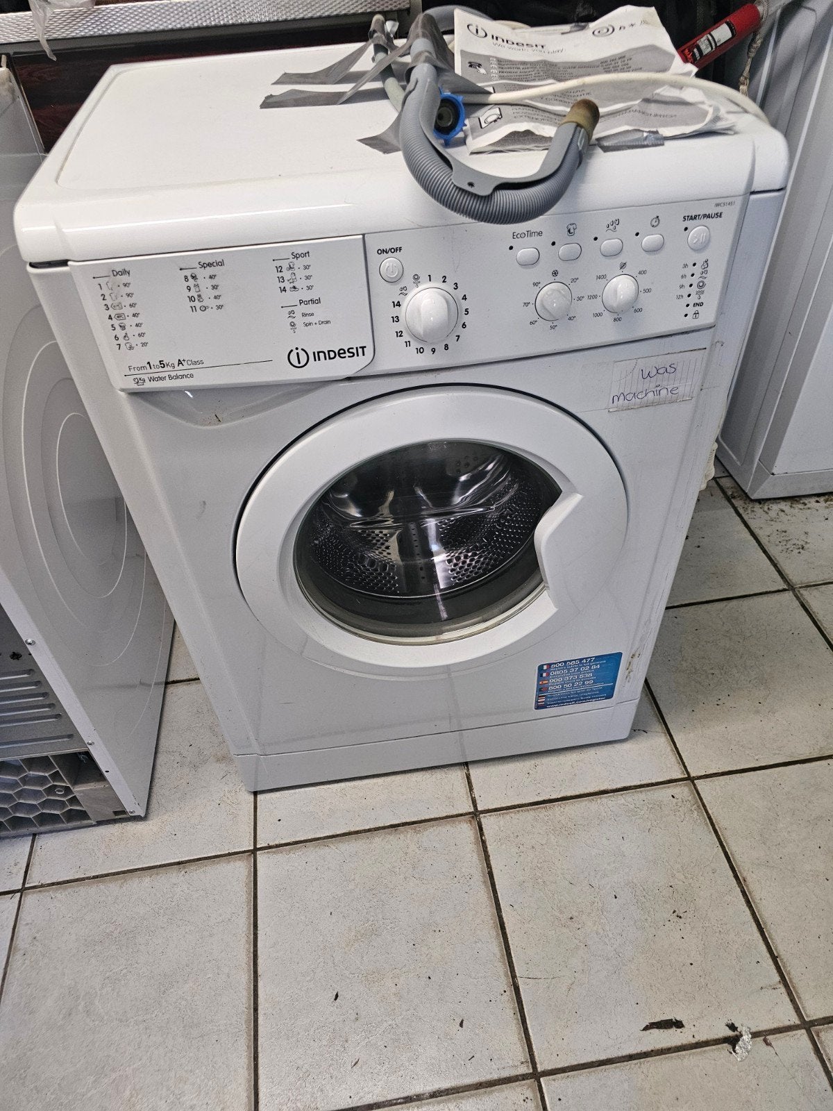 Indesit IWC 51451 Wasmachine - 5kg, 1400 toeren, 1200 tot 1600 toeren, Gebruikt, 4 tot 6 kg, Ophalen of Verzenden
