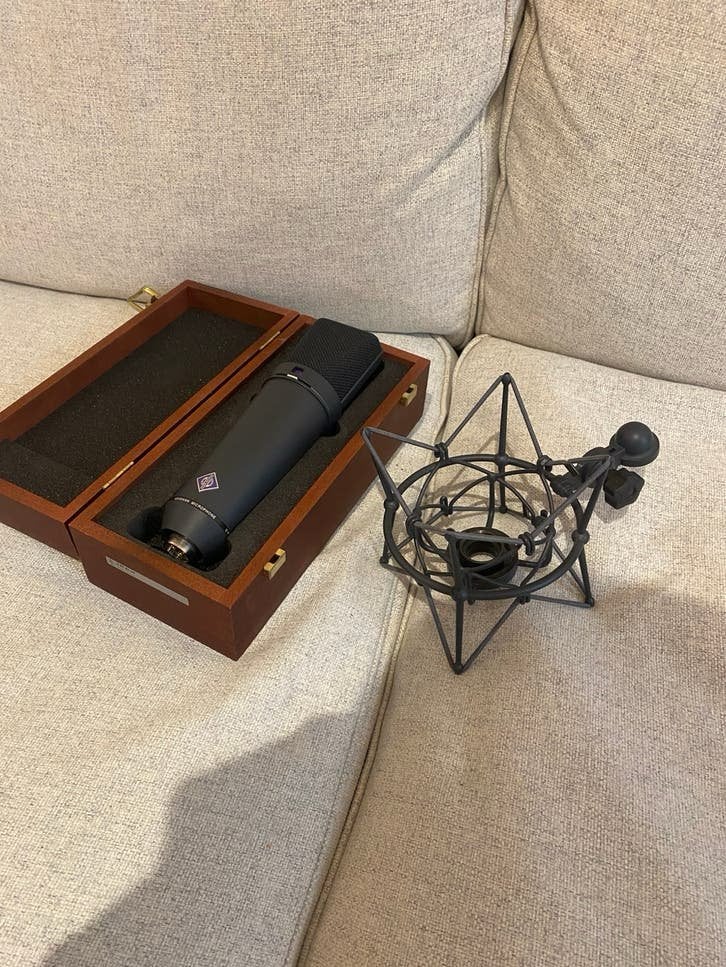 Neumann U87 Ai MT (Zwart) – Als nieuw – Compleet, Muziek en Instrumenten, Microfoons, Ophalen of Verzenden, Zo goed als nieuw