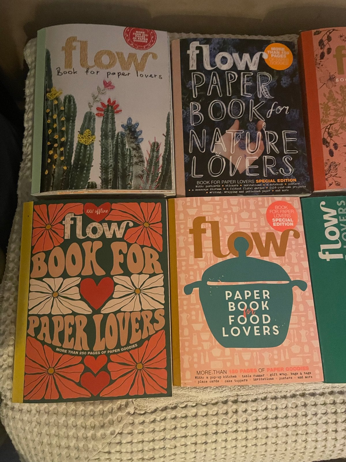 Flow Book for Paper Lovers / tijdschriften / papier goodies, Ophalen of Verzenden, Nieuw, Nederland