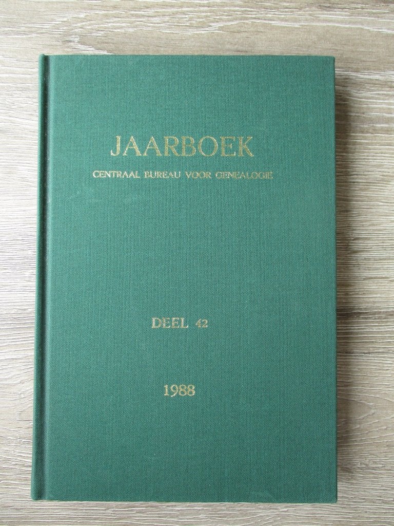 Centraal bureau voor genealogie Jaarboek 1988, Boeken, Ophalen of Verzenden, Gelezen