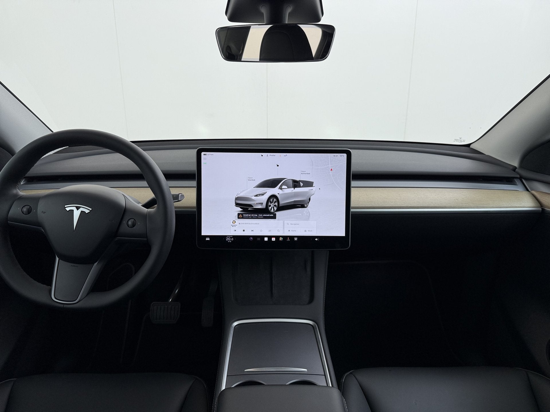 Tesla Model Y RWD 300PK LFP Accu Trekhaak Warmtepomp Leer Na, Automaat, Achterwielaandrijving, Gebruikt, Zwart
