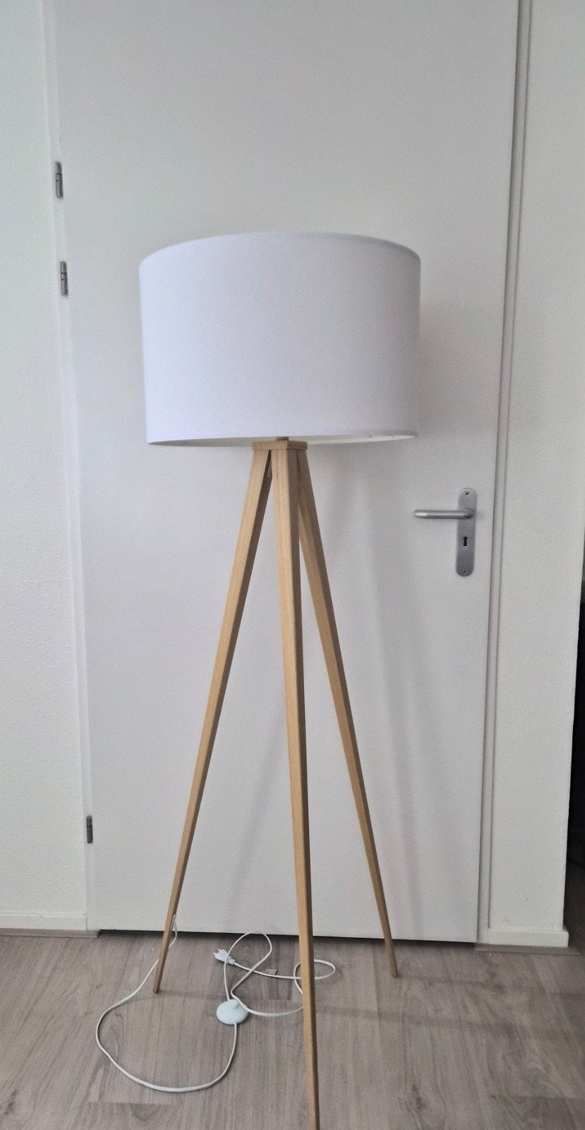 Zuiver Tripod Set – Vloerlamp & Tafellamp – Wit / Hout, Ophalen, Zo goed als nieuw, Overige materialen, 150 tot 200 cm