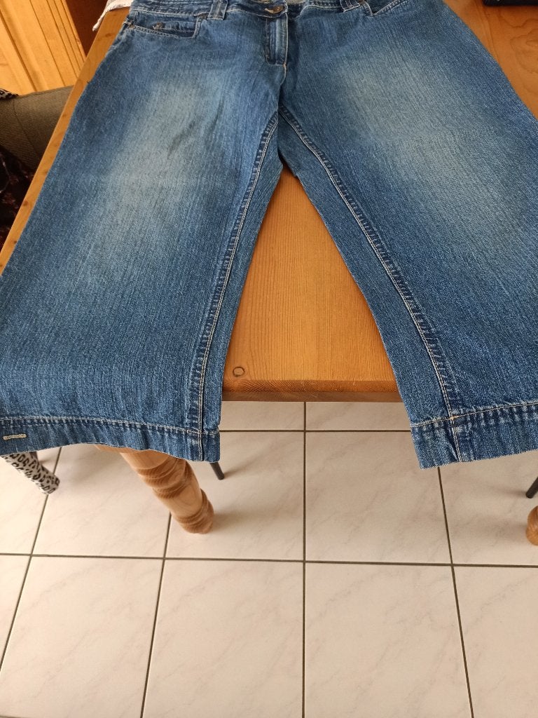 Capri jeans, Blauw, Overige jeansmaten, Ophalen of Verzenden, Gedragen