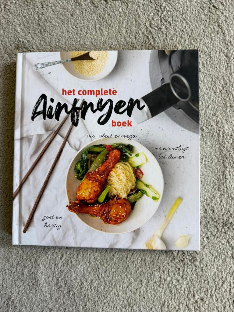 Het complete Airfryer boek: vis, vlees en vega, Voorgerechten en Soepen, Ophalen of Verzenden, Zo goed als nieuw, Gezond koken