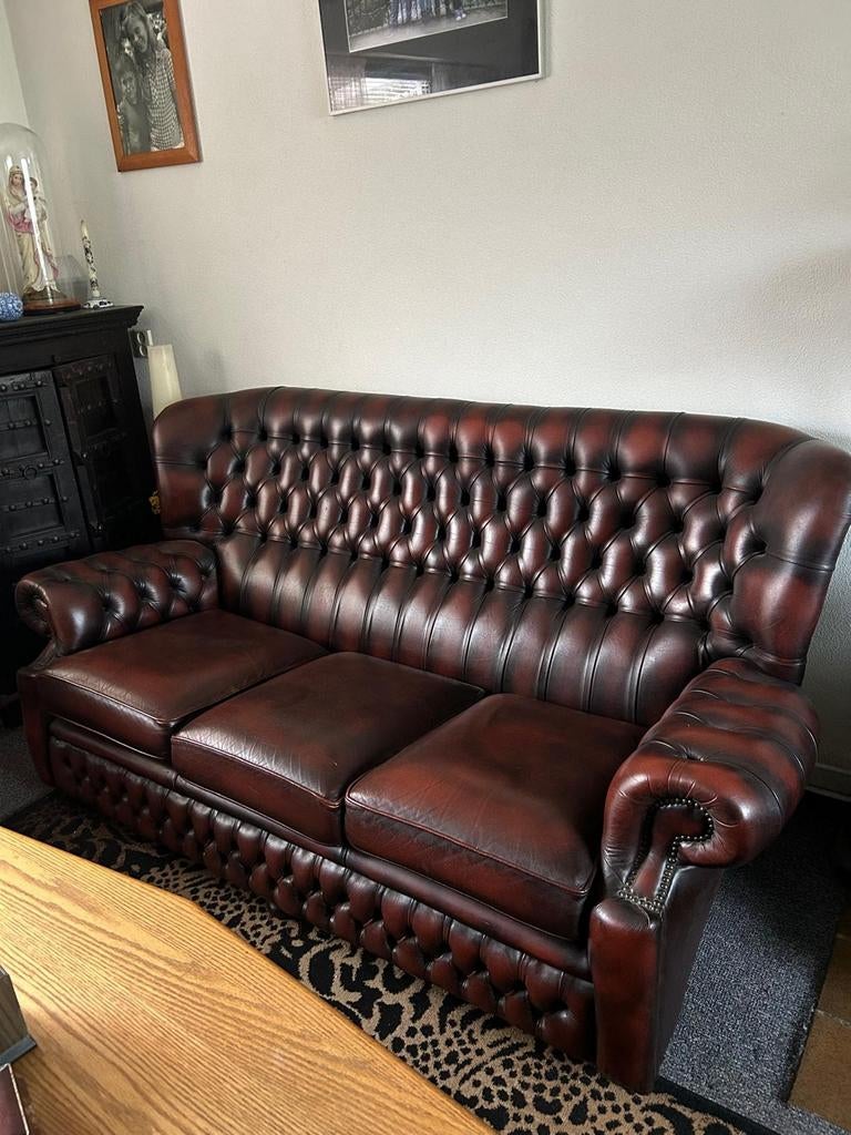 Chesterfield 3-zits bank met hoge leuning, Huis en Inrichting, Banken | Bankstellen, Ophalen