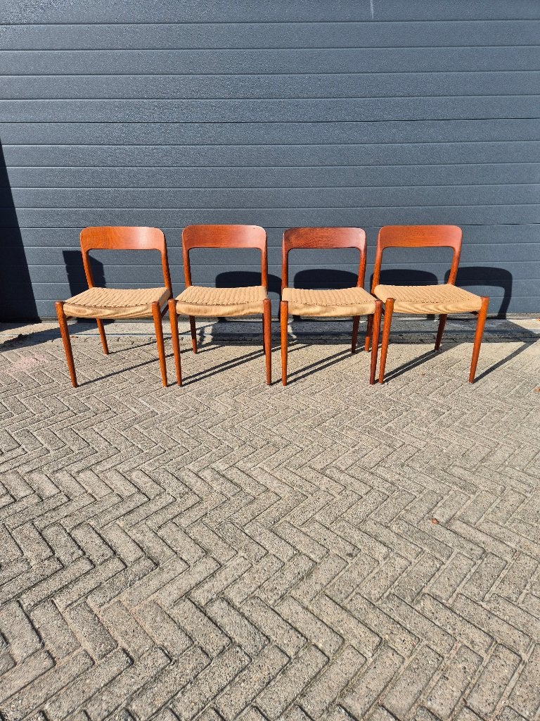 4 niels otto moller stoelen model 75, Huis en Inrichting, Ophalen, Jaren 60, Bruin, Zo goed als nieuw