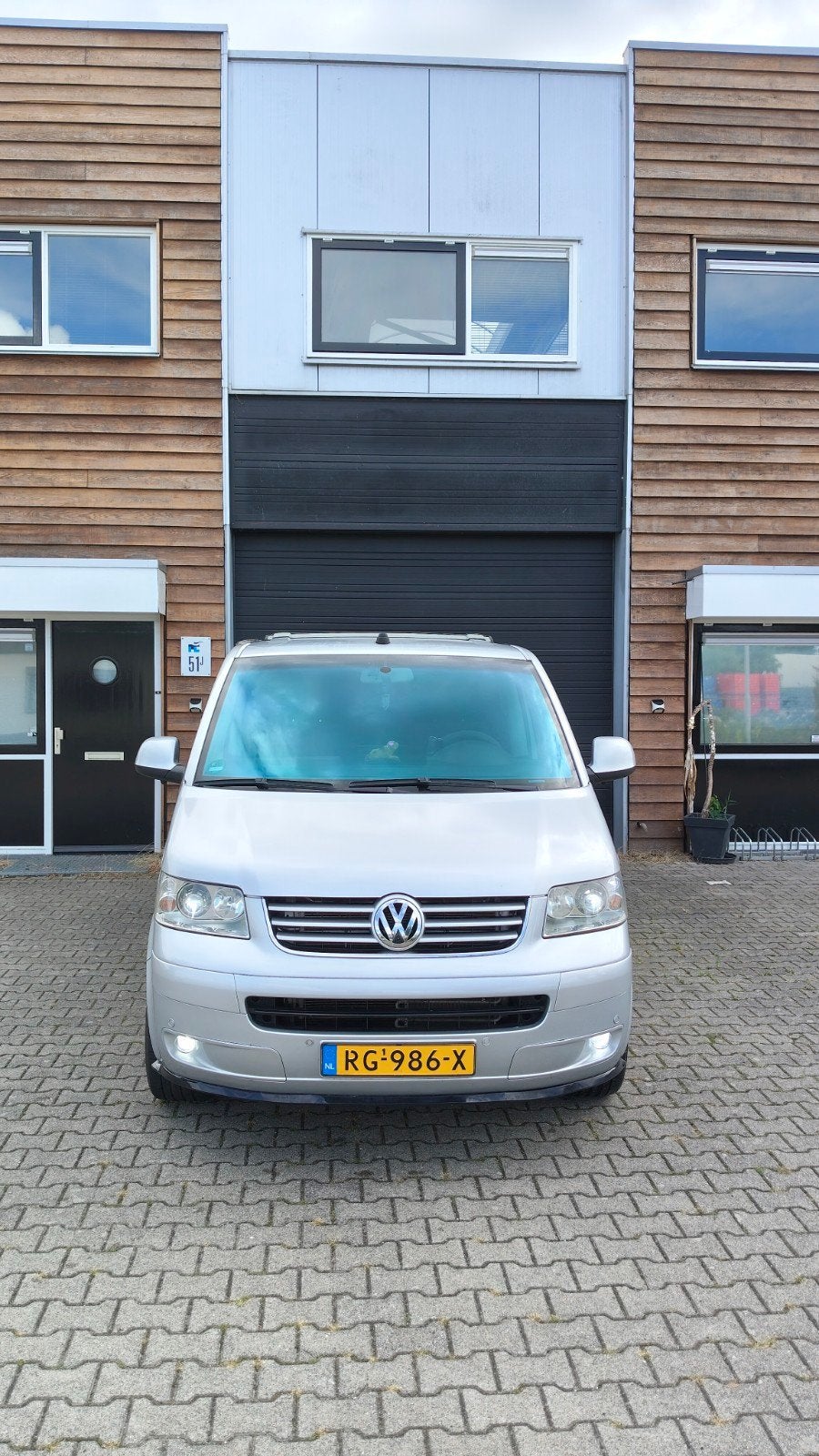 VW multivan 7PRS camper yougtimer NWE MOTOR/ LUXE UITVOERING, Stof, Zwart, Bi-Xenon koplampen, Bedrijf
