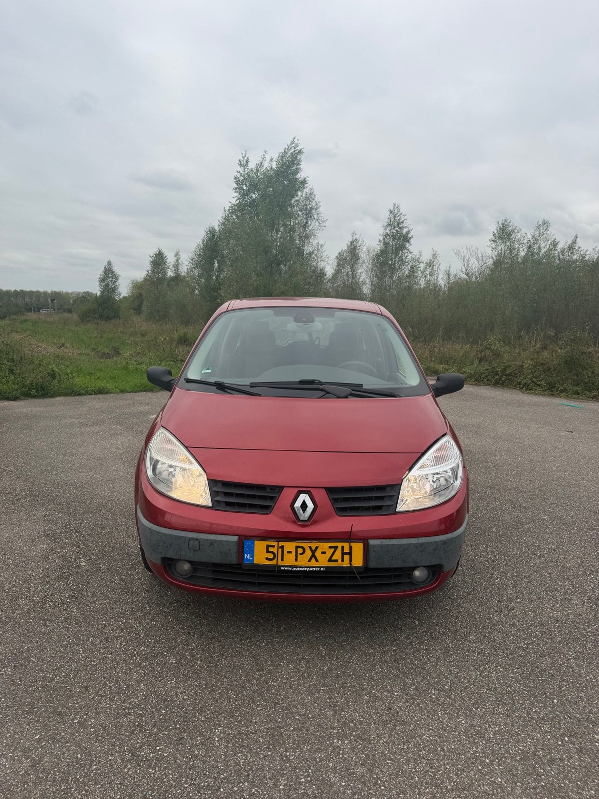 Renault Grand Scenic 1.6 16V 83KW Autbas 2005 Rood