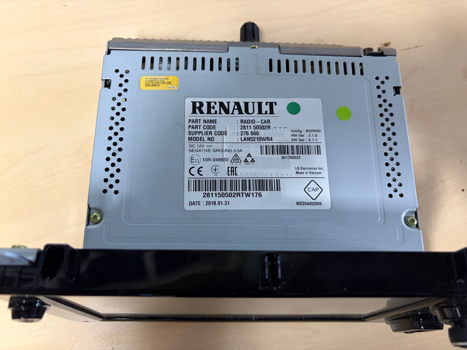 Renault Clio multimedia scherm - origineel en werkend, Auto diversen, Autoradio's, ADMINISTRATIE@innovahautomotive.com, Gebruikt