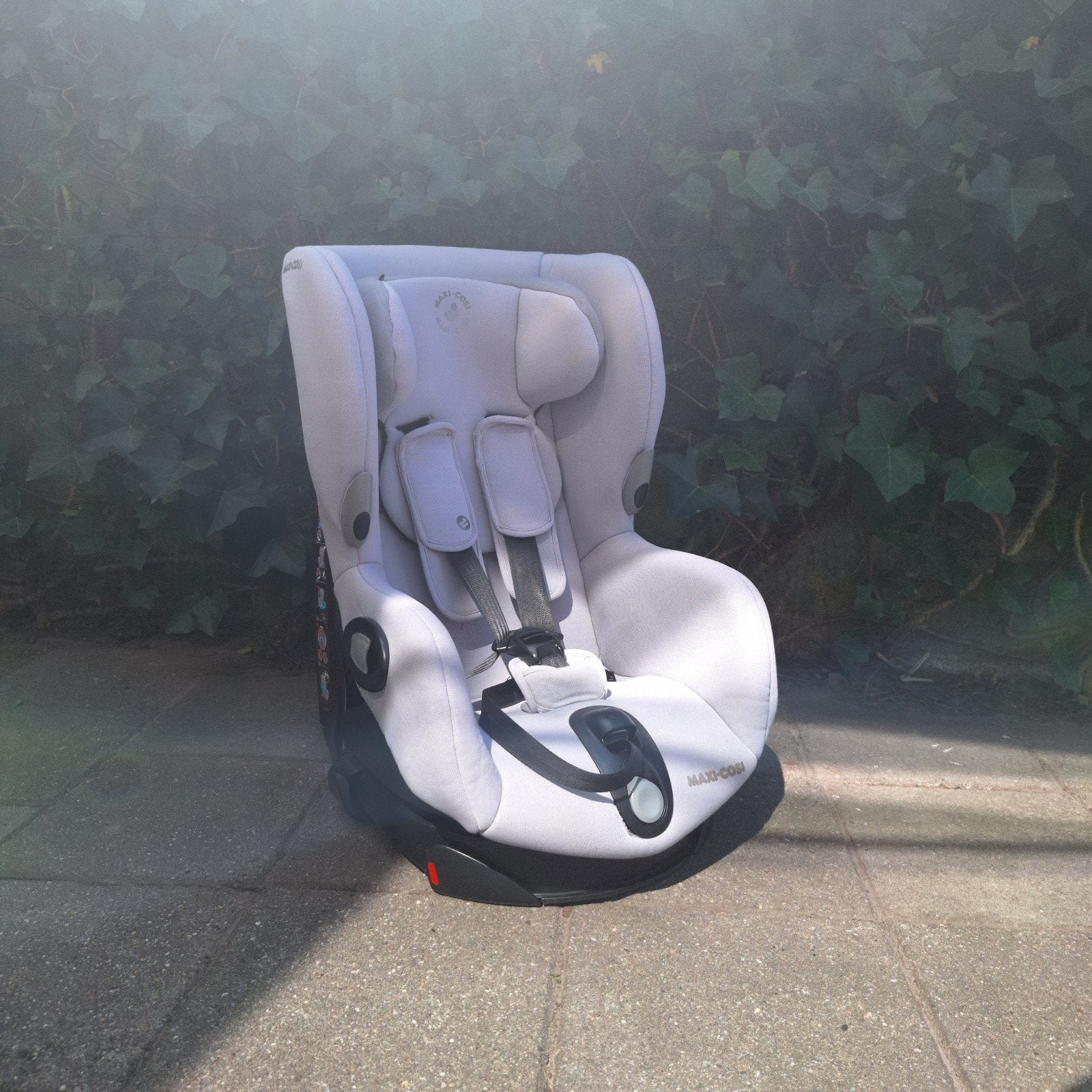 Maxi-Cosi Axiss autostoel, licht grijs, Ophalen, Verstelbare rugleuning, 9 t/m 18 kg, Maxi-Cosi