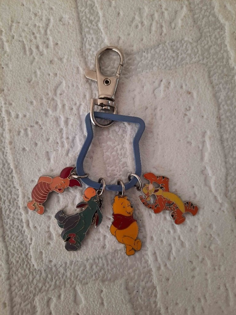 Disney sleutelhanger met Knorretje,Eeyore,Teigetje,Winnie, Ophalen of Verzenden, Overige figuren, Nieuw