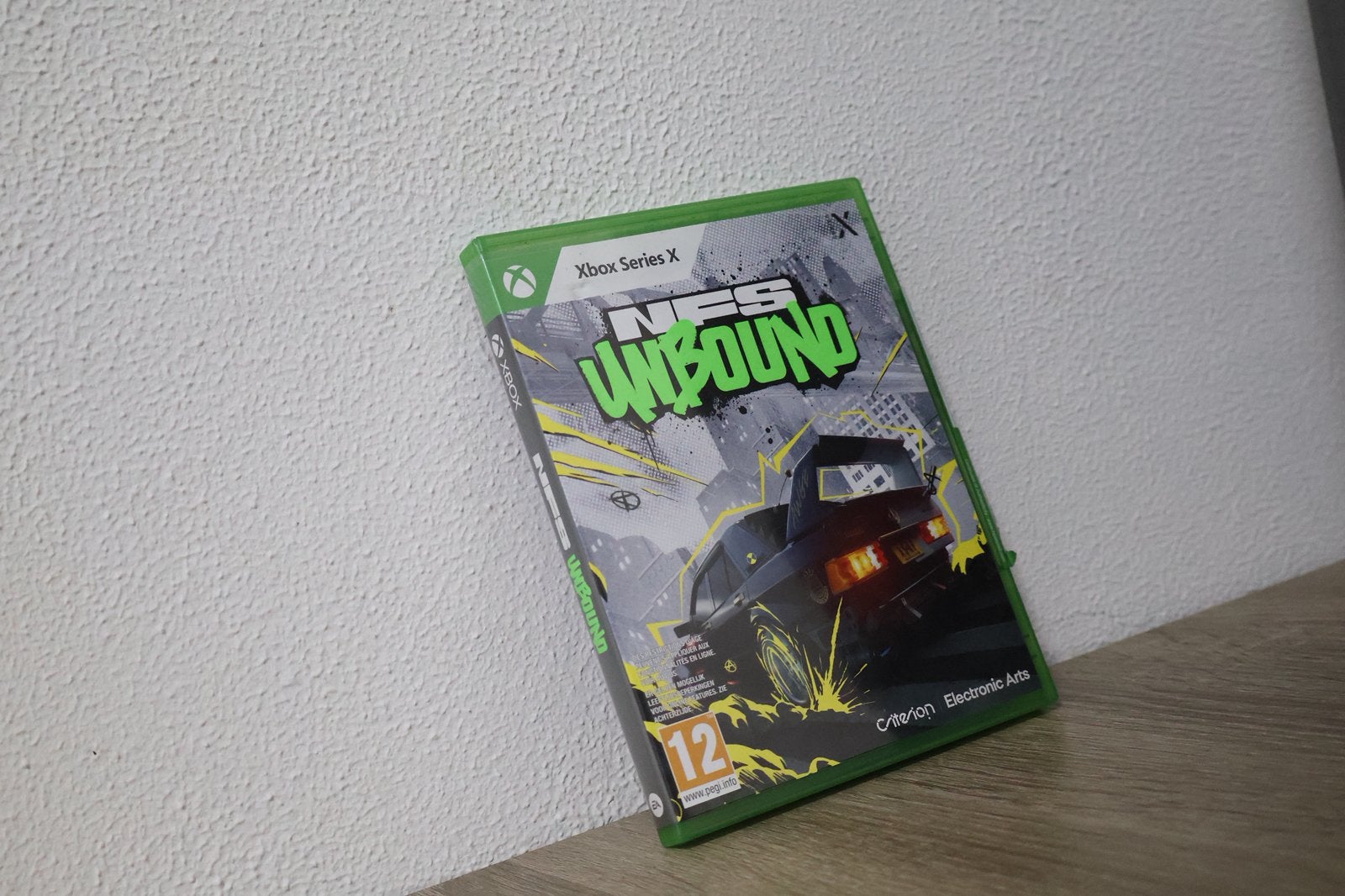 Foto 6 van Xbox Series X 1TB 8K + 2 Controller’s + 8 Spellen