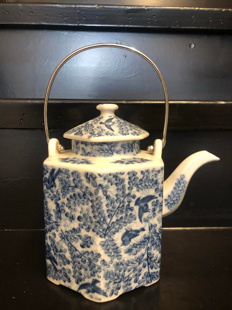 Prachtige theepot, blauw-wit met vogel- en bladmotief, Ophalen of Verzenden