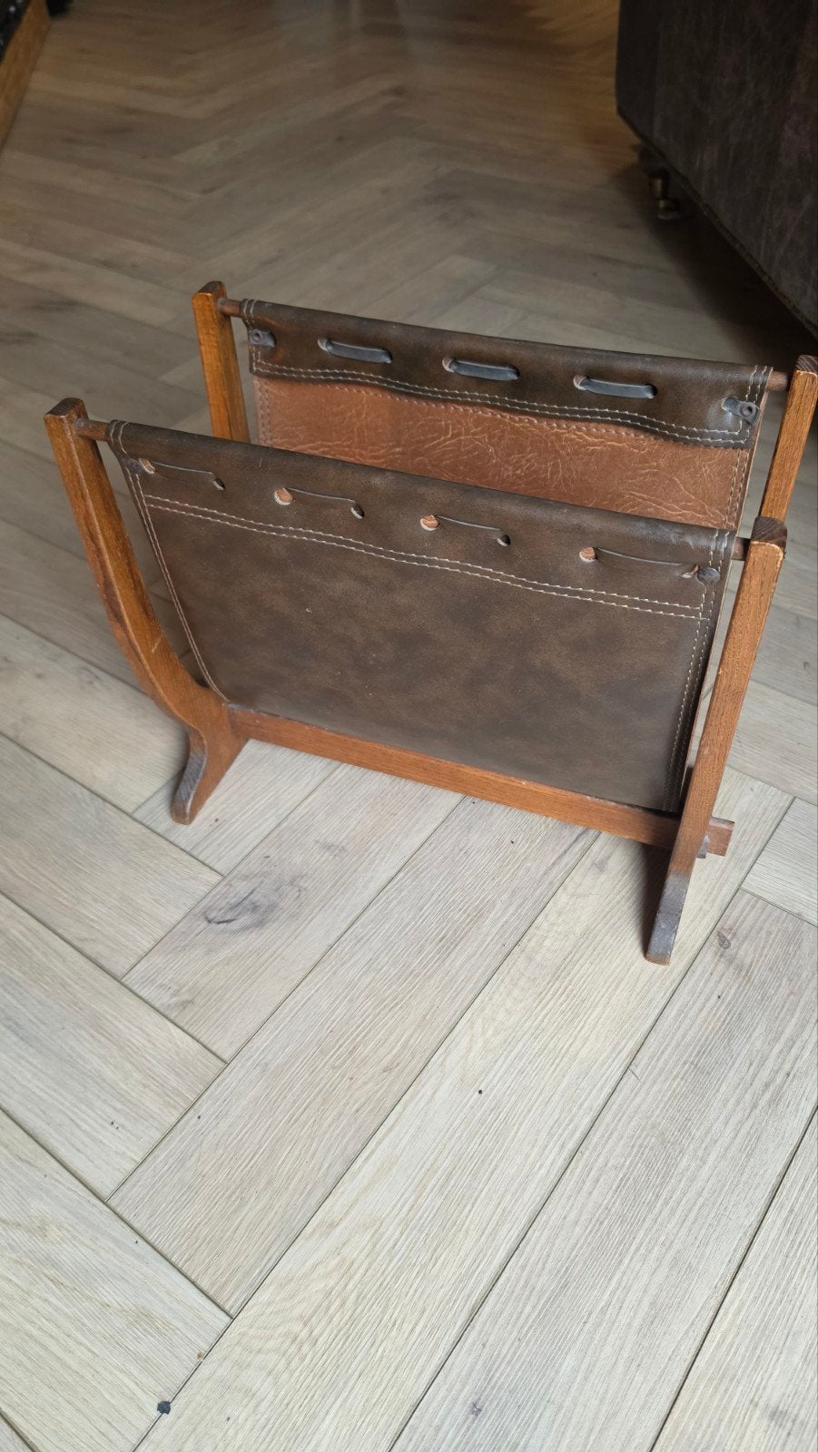 Vintage Krantenbak / Lectuurbak van Leer, Gebruikt, Lectuurbak, Leer, Vintage