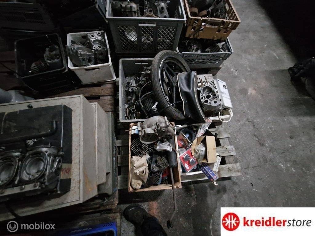Grote partij Oldtimer bromfiets onderdelen in 1 koop, Gebruikt, Kreidler, Ophalen of Verzenden, Kreidler